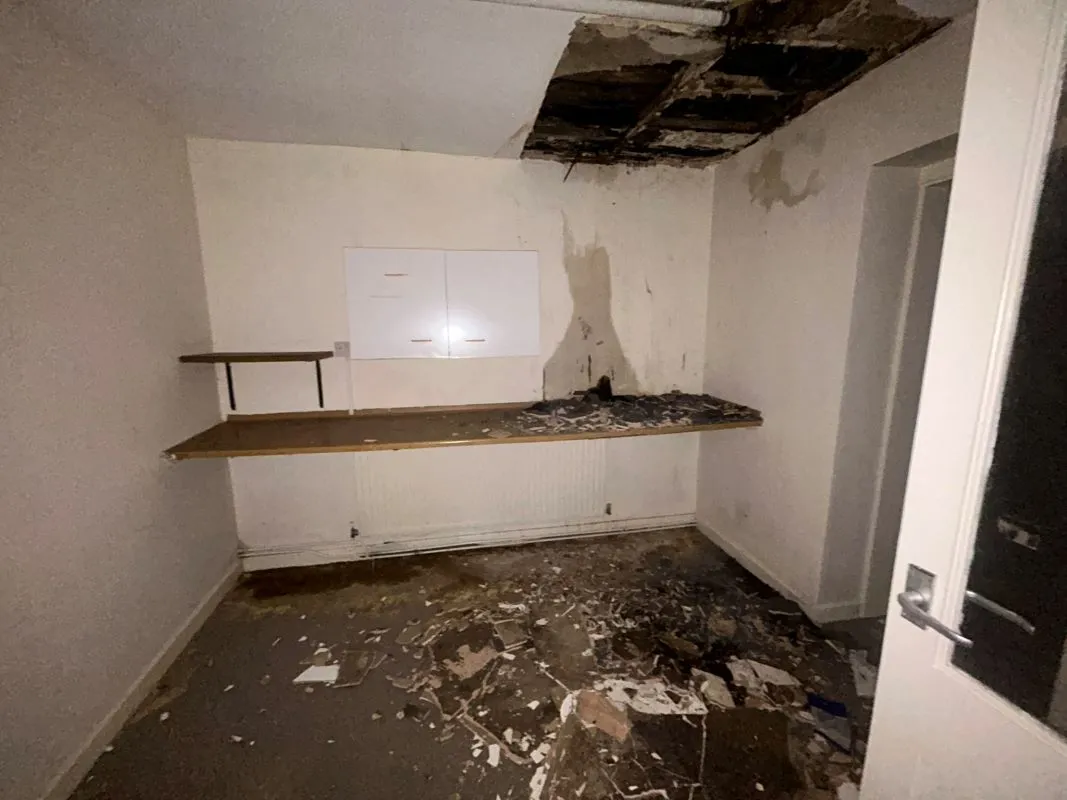 Opportunity to acquire this three storey end of terrace property in Neath. Two commercial units to the ground floor plus a barbers shop with residential redevelopment opportunity to upper floors and a large rear car park with a part-outbuilding also included.