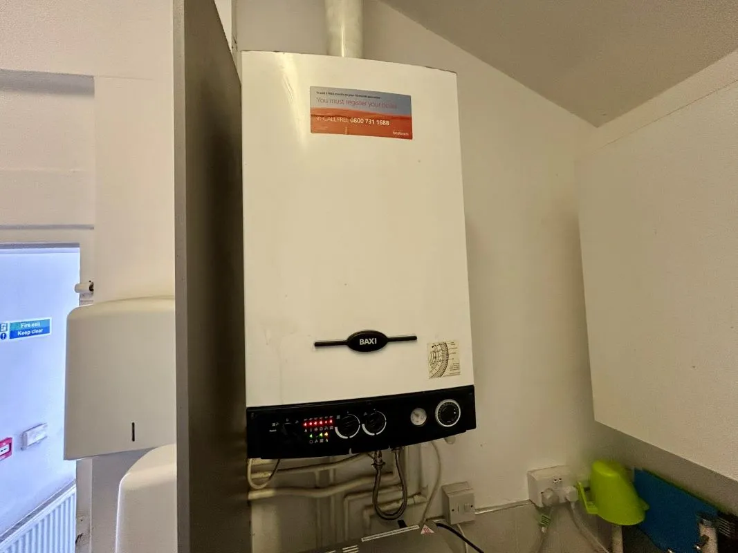 Two storey office investment property in the centre of Newport let for £12,000 per annum representing an Initial Gross Yield of 12%. Planning awarded for conversion to a 5 bed HMO.