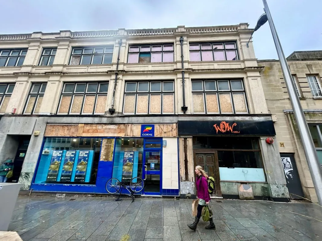 Prominent property on Churchill way and close to Queen street extending to approximately 8,571 sqft (796sqm) which could be suitable for a variety of uses, subject to consents.