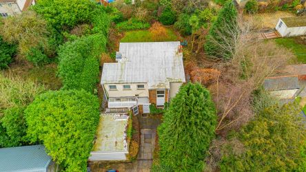Unique and private four bedroom detached property in extensive grounds in this popular area with far reaching views. In very good condition but in need of complete modernisation throughout.