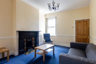 Three storey period investment property in this popular road. Arranged as 3 X Two bedroom apartments with current income totalling £2900pcm (£34,800pa), representing a 10% Initial gross yield.