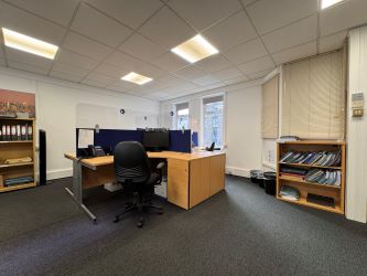 An Impressive Grade II listed three-storey red brick mid terraced office building. Partially modernised recently and also benefiting from a modern extension with its own stair core. Total area of 4020 sqft (373sqm) approx.