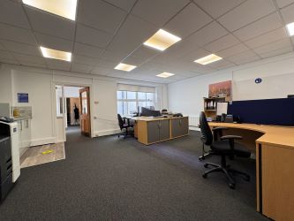 An Impressive Grade II listed three-storey red brick mid terraced office building. Partially modernised recently and also benefiting from a modern extension with its own stair core. Total area of 4020 sqft (373sqm) approx.