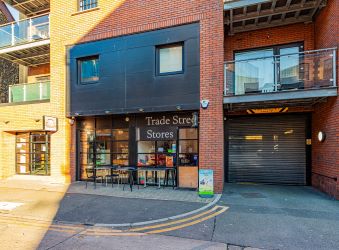 Vacant retail unit extending to 240sqft (22sqm) approx located on the outskirts of Cardiff city centre. Let until very recently for £6500pa representing an Initial gross yield of 14.5%.