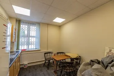 Workshop and two storey offices extending to a total of 9121 sqft (847sqm) approx in this popular and well-positioned industrial estate.