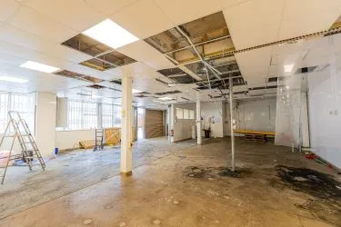 Workshop and two storey offices extending to a total of 9121 sqft (847sqm) approx in this popular and well-positioned industrial estate.