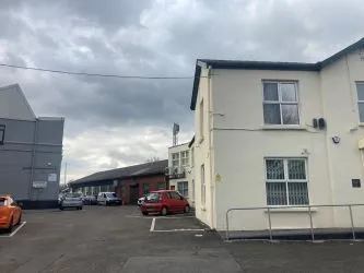 Workshop and two storey offices extending to a total of 9121 sqft (847sqm) approx in this popular and well-positioned industrial estate.