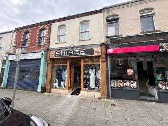Opportunity to acquire this freehold mixed use building with ground floor commercial unit and first floor rooms. Rear parking and development land in Maesteg.