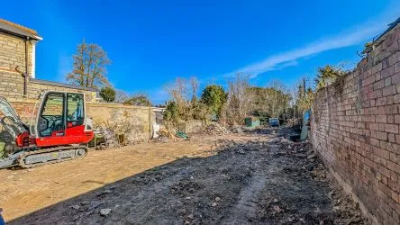 June 10th Auction - Substantial semi-detached period property in a generous plot, in this landmark Penarth location. Planning applied for a rear two storey extension to then provide a five bedroom, four bathroom modern home extending to approximately 3500sqft. (Planning ref - 2025/00048/FUL)