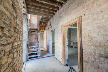 June 10th Auction - Substantial semi-detached period property in a generous plot, in this landmark Penarth location. Planning applied for a rear two storey extension to then provide a five bedroom, four bathroom modern home extending to approximately 3500sqft. (Planning ref - 2025/00048/FUL)