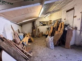 Detached workshop and approx. 50feet of land in a popular location in Tredegar with development potential for variety of uses subject to necessary planning consents.