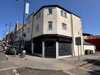 Opportunity to acquire this freehold mixed use corner property with ground floor commercial unit and x2 flats occupying a high street presence on Thompson Street in Barry.
