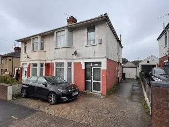 Investment opportunity to acquire this Semi-detached house situated on Newport Road in Cardiff. A well connected area with great commuter links for the A48 and M4.