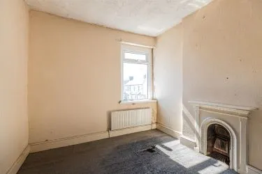 Opportunity to acquire this two storey property suitable for a variety of uses located on the prominent Cowbridge Road in Cardiff.