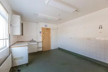Opportunity to acquire this two storey property suitable for a variety of uses located on the prominent Cowbridge Road in Cardiff.