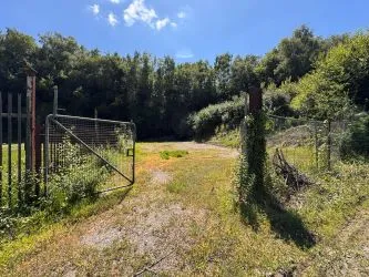 Investment opportunity to acquire approx. 5 acres of prime quarry land. Located in the semi rural setting of Cwm-Nant-yr-Odyn in Springfield, Pontllanfraith.