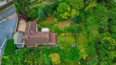 A substantial, four bedroom home in a generous plot with a driveway and double garage. Located on the edge of this popular village close to Abergavenny. In need of repair and improvement throughout.