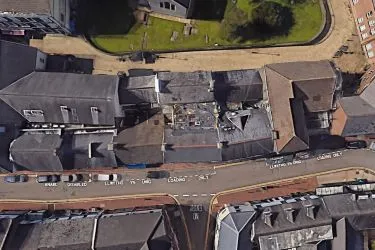 REDUCED Substantial three storey property in the centre of Neath extending to approximately 3,500 sqft (325sqm). Previous planning approved for 4 apartments.