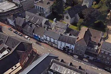 REDUCED Substantial three storey property in the centre of Neath extending to approximately 3,500 sqft (325sqm). Previous planning approved for 4 apartments.