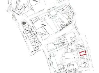REDUCED Substantial three storey property in the centre of Neath extending to approximately 3,500 sqft (325sqm). Previous planning approved for 4 apartments.