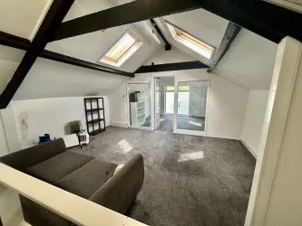 Semi-detached coach house in this popular area of Newport which could be suitable for a variety of uses, subject to consents.
