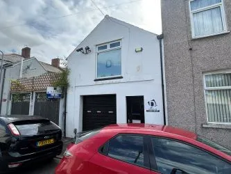 Semi-detached coach house in this popular area of Newport which could be suitable for a variety of uses, subject to consents.