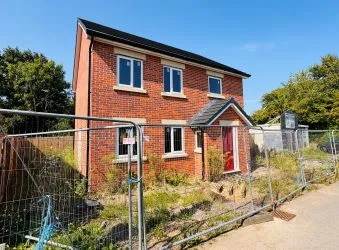 Development opportunity to acquire this partially completed 3 bedroom detached house with excellent commuter links on the border between Pontyclun and Talbot Green