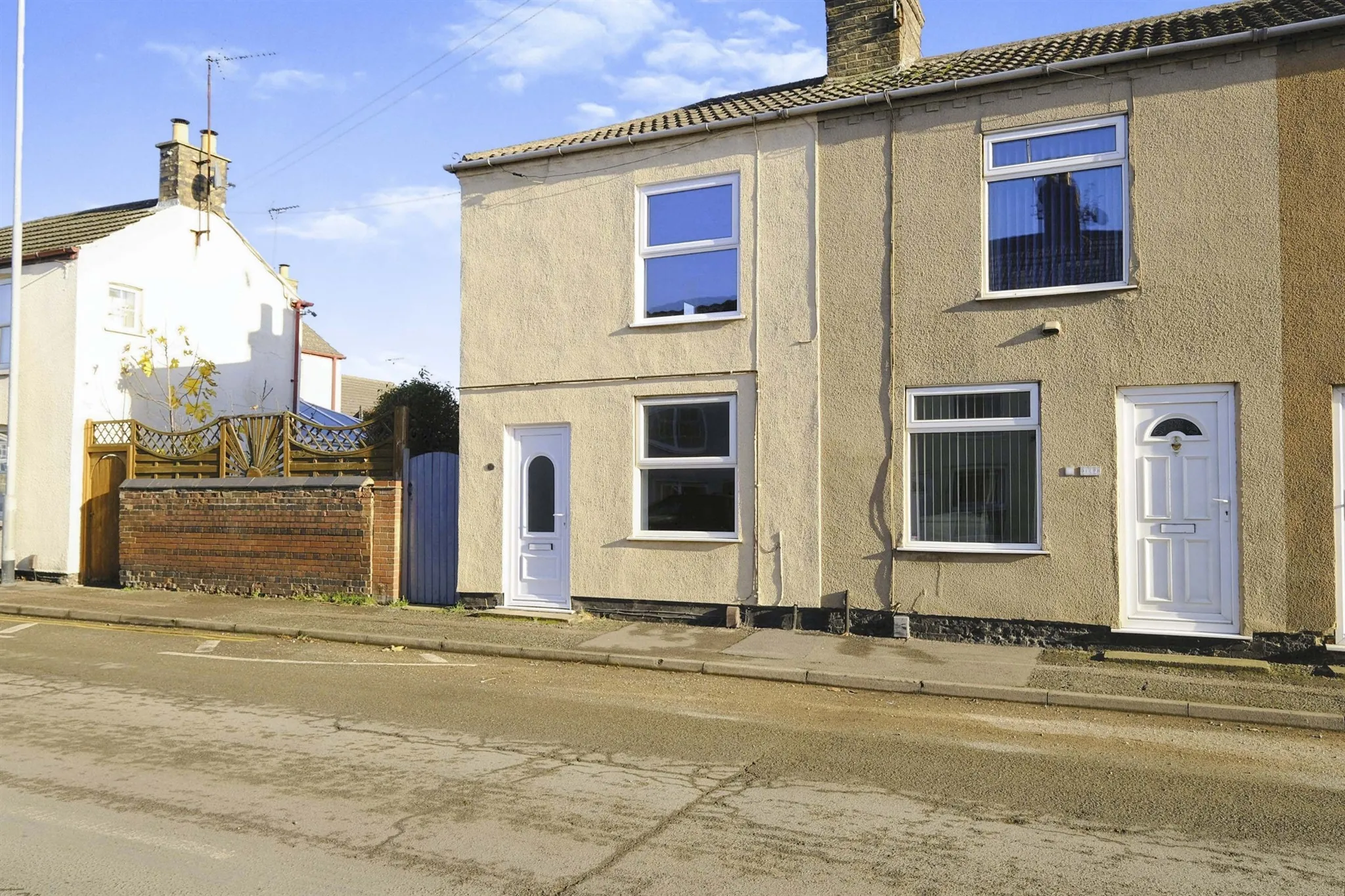 2 bed End of Terrace