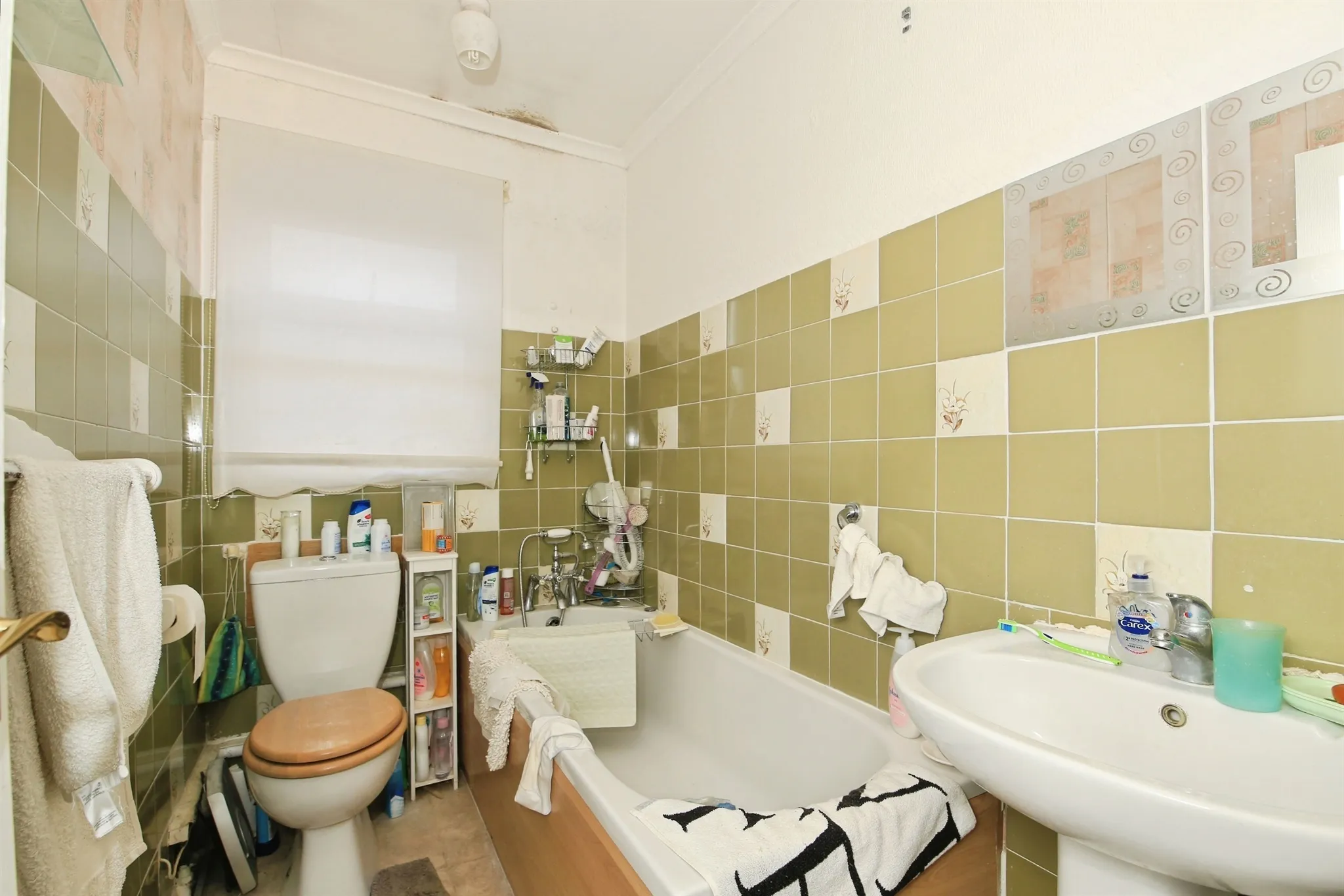 2 bed Semi-Detached Bungalow