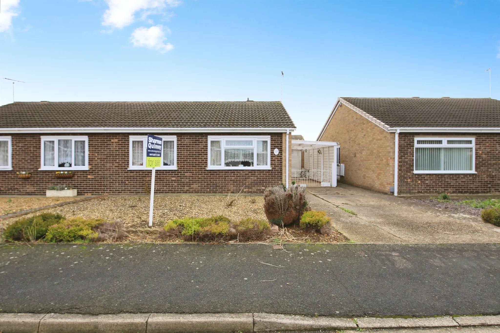 2 bed Semi-Detached Bungalow