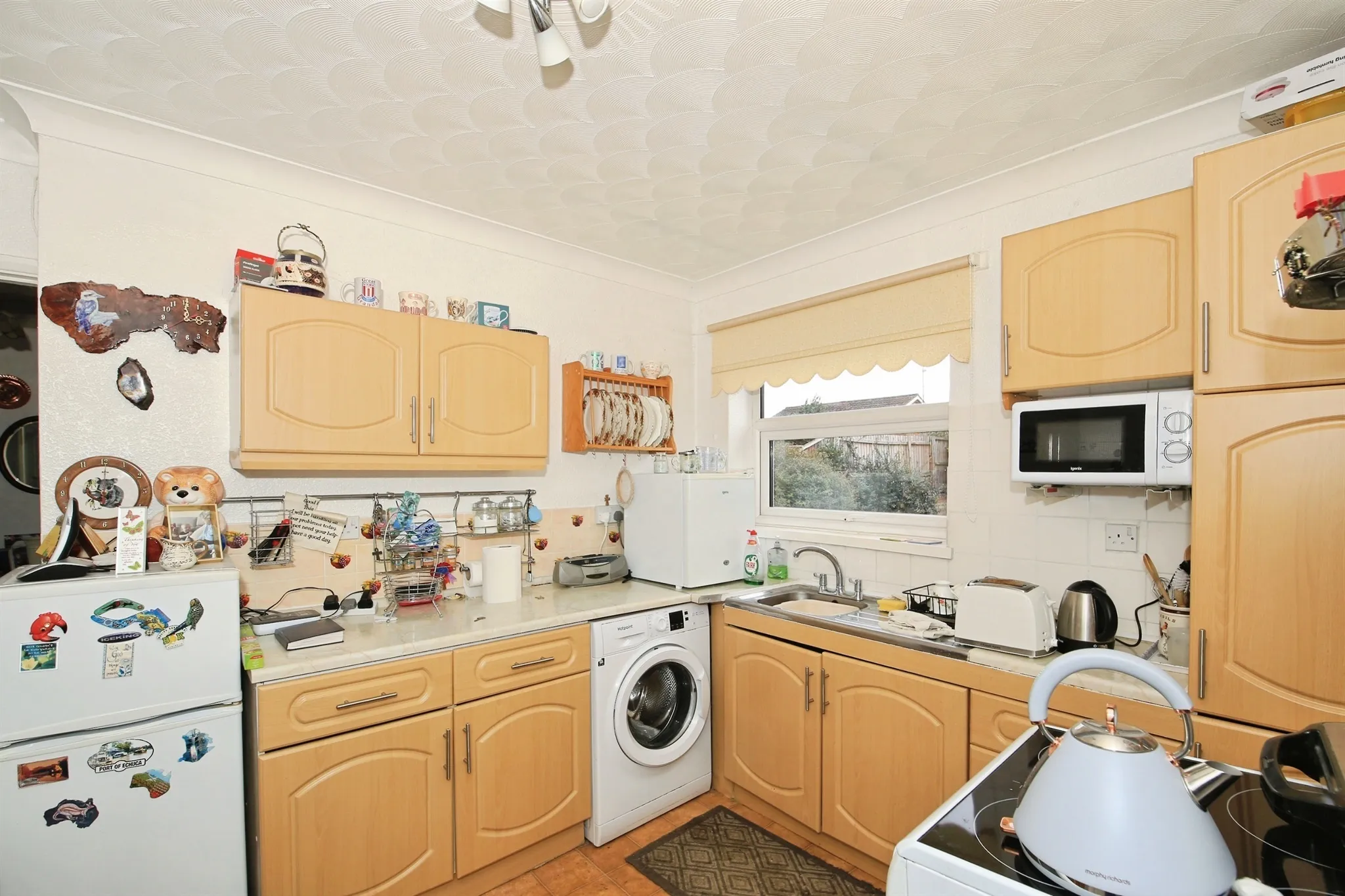 2 bed Semi-Detached Bungalow