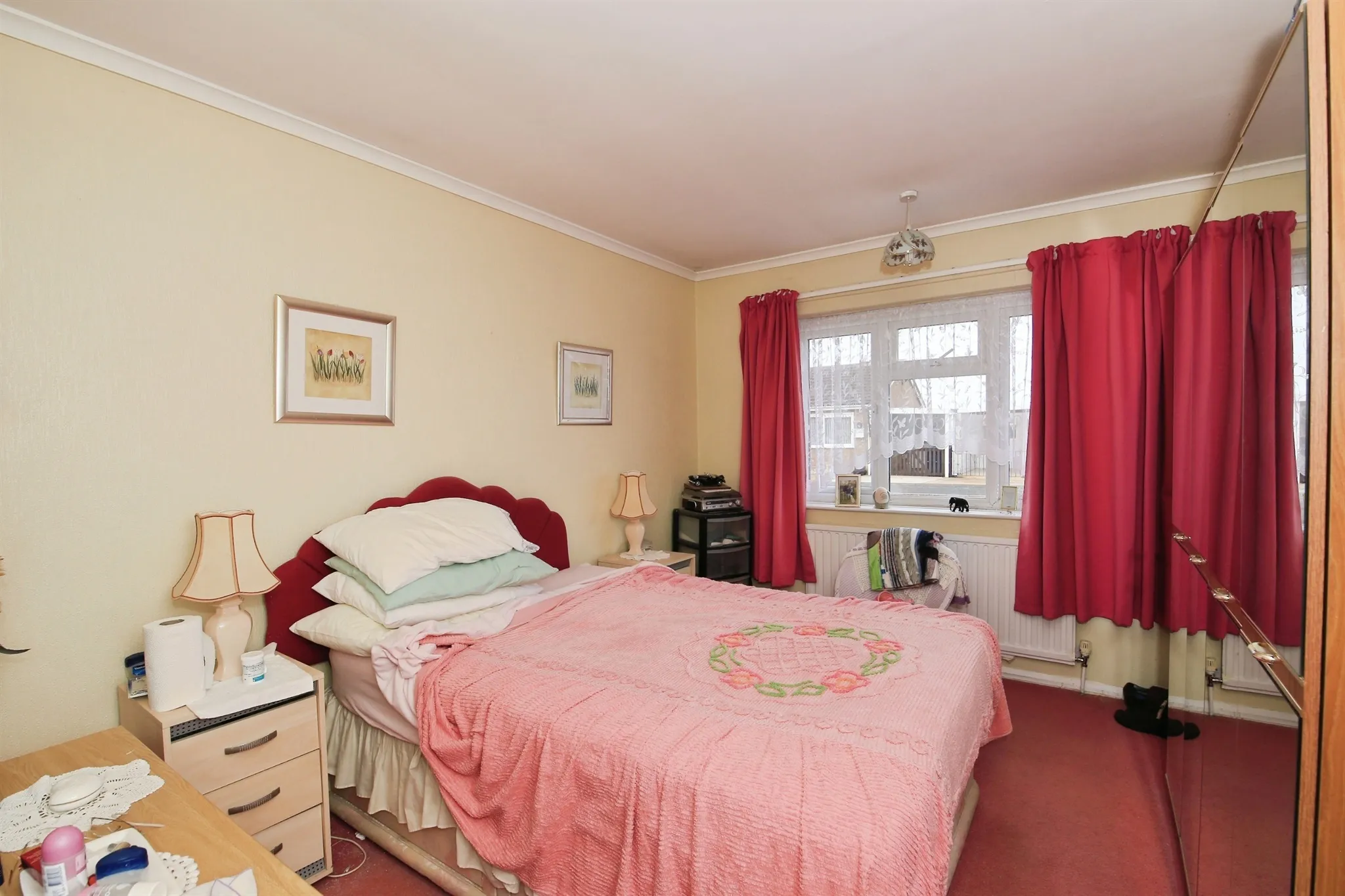 2 bed Semi-Detached Bungalow