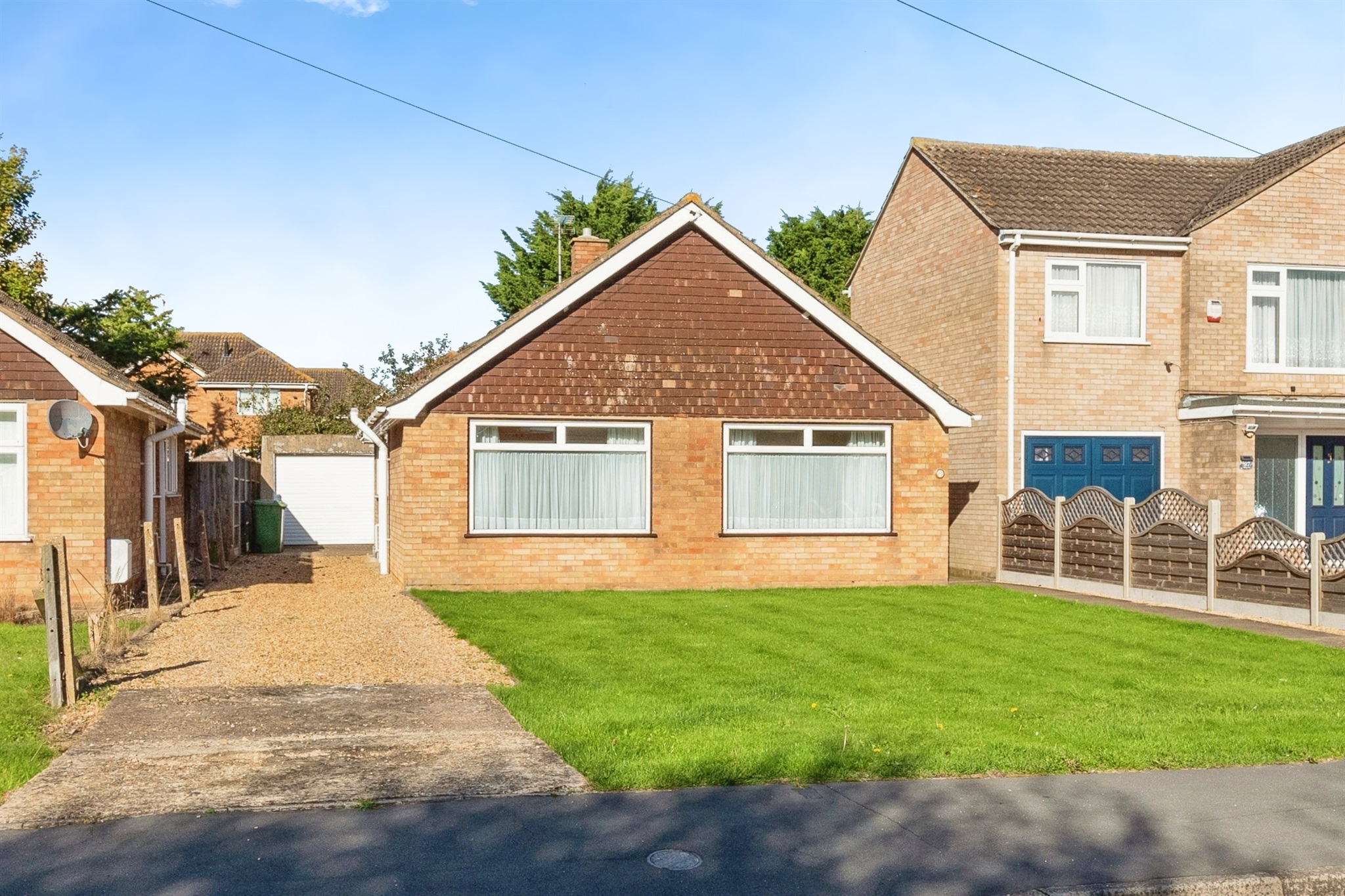 2 bed Detached Bungalow