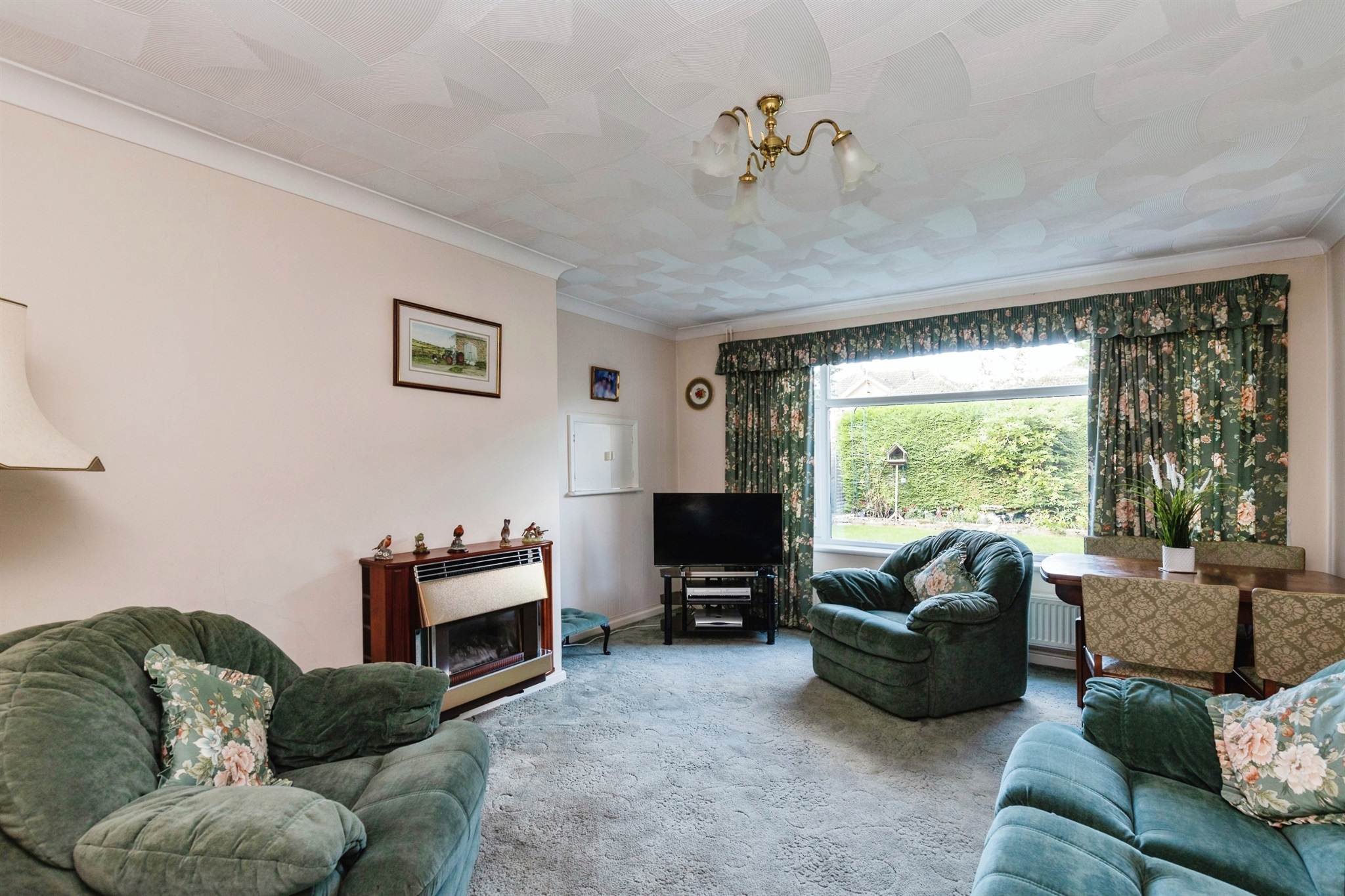 2 bed Detached Bungalow
