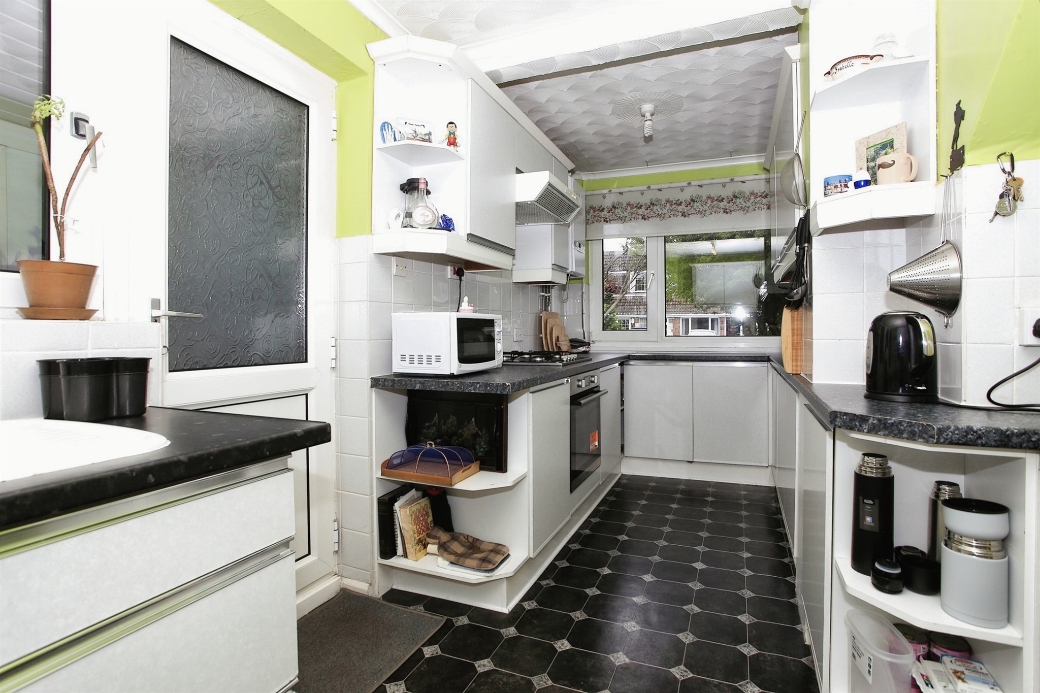 3 bed Semi-Detached