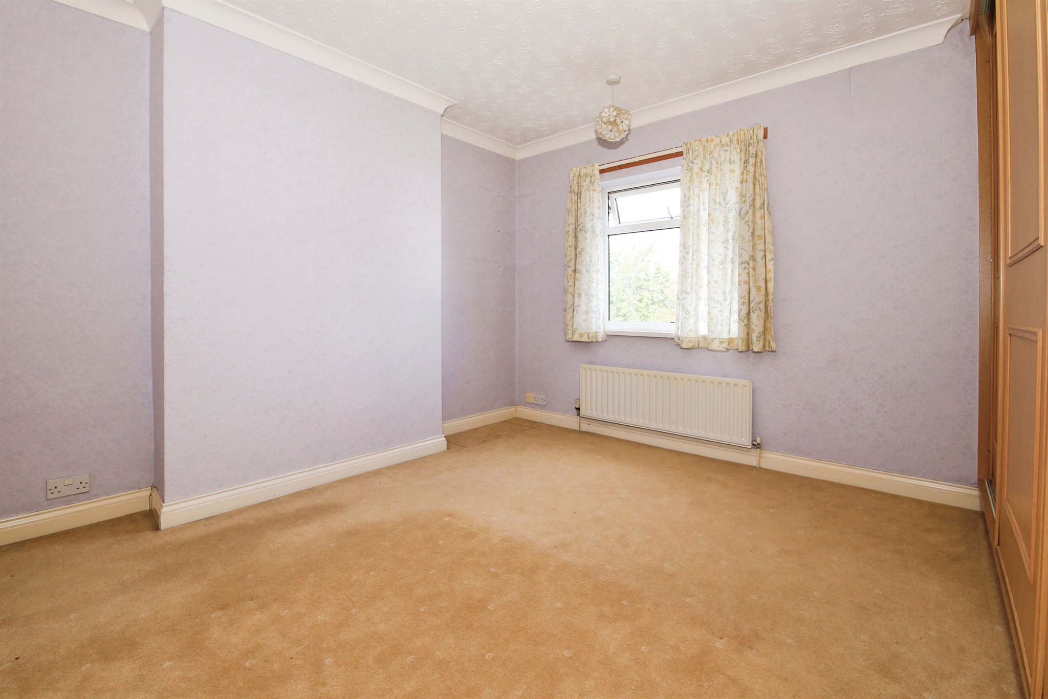 3 bed Semi-Detached