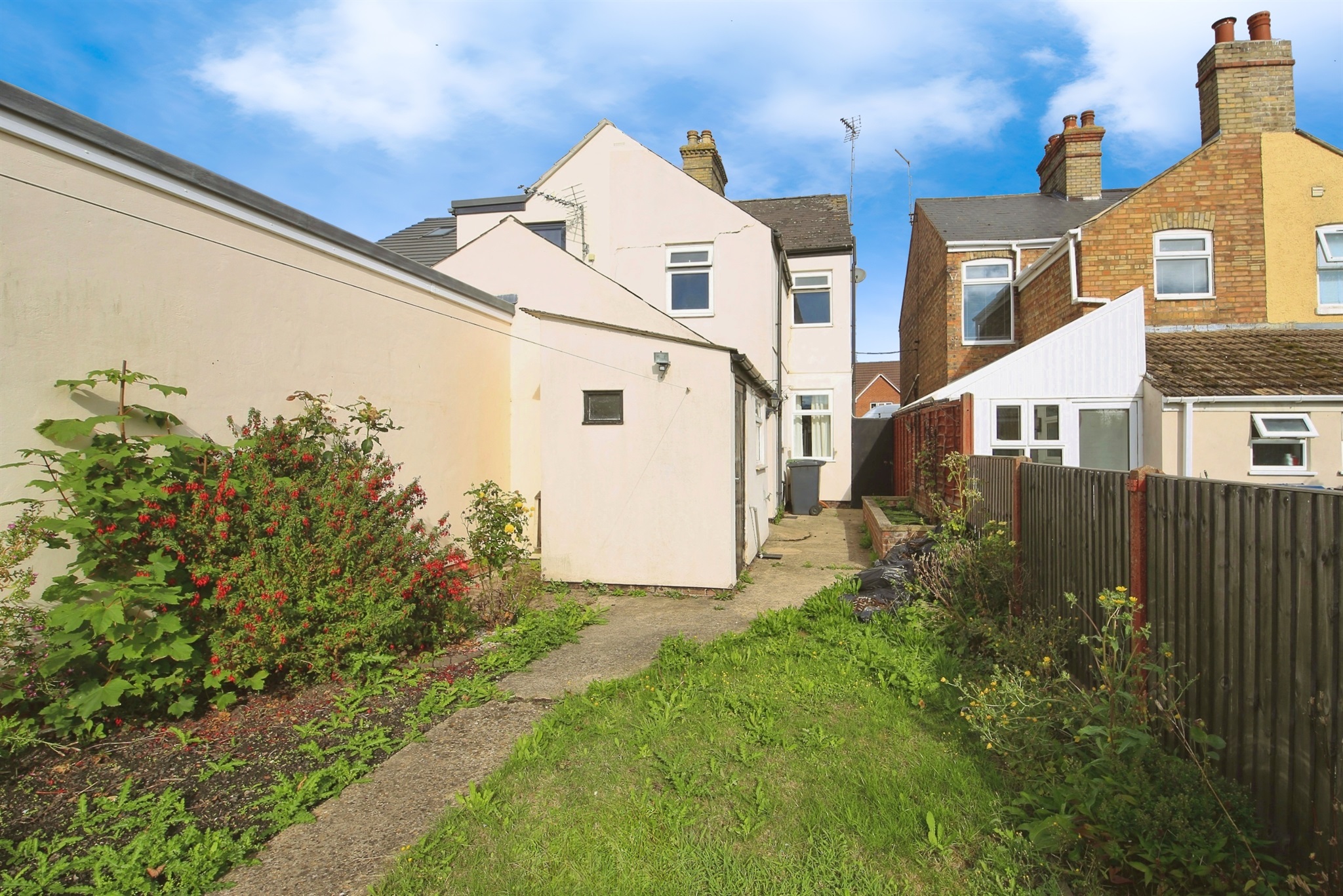 3 bed Semi-Detached