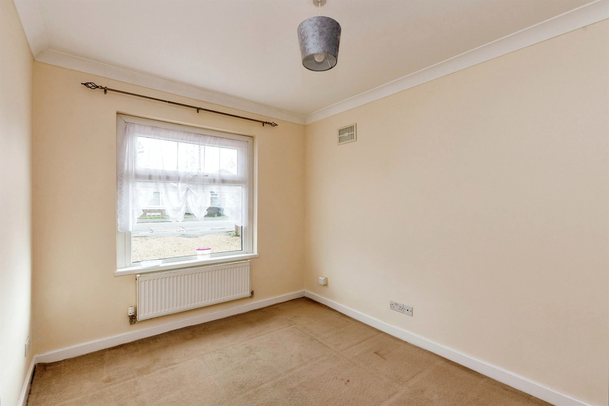 2 bed Detached Bungalow