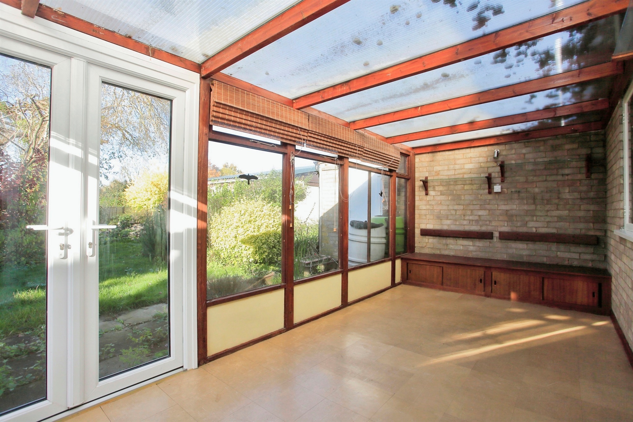 2 bed Detached