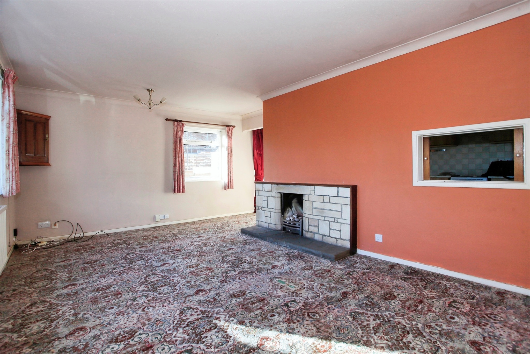 2 bed Detached