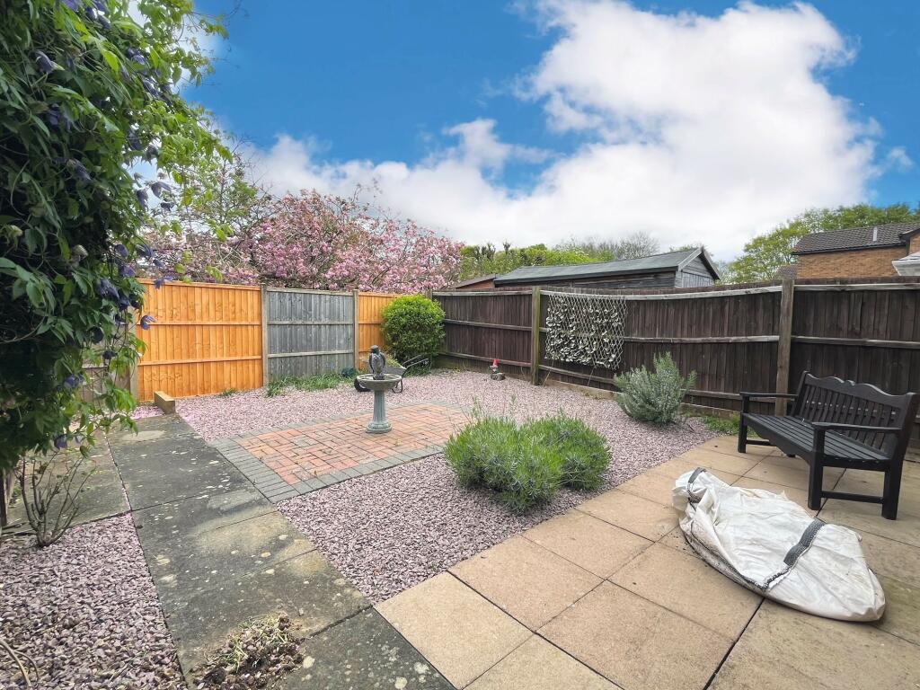 2 bed Detached Bungalow