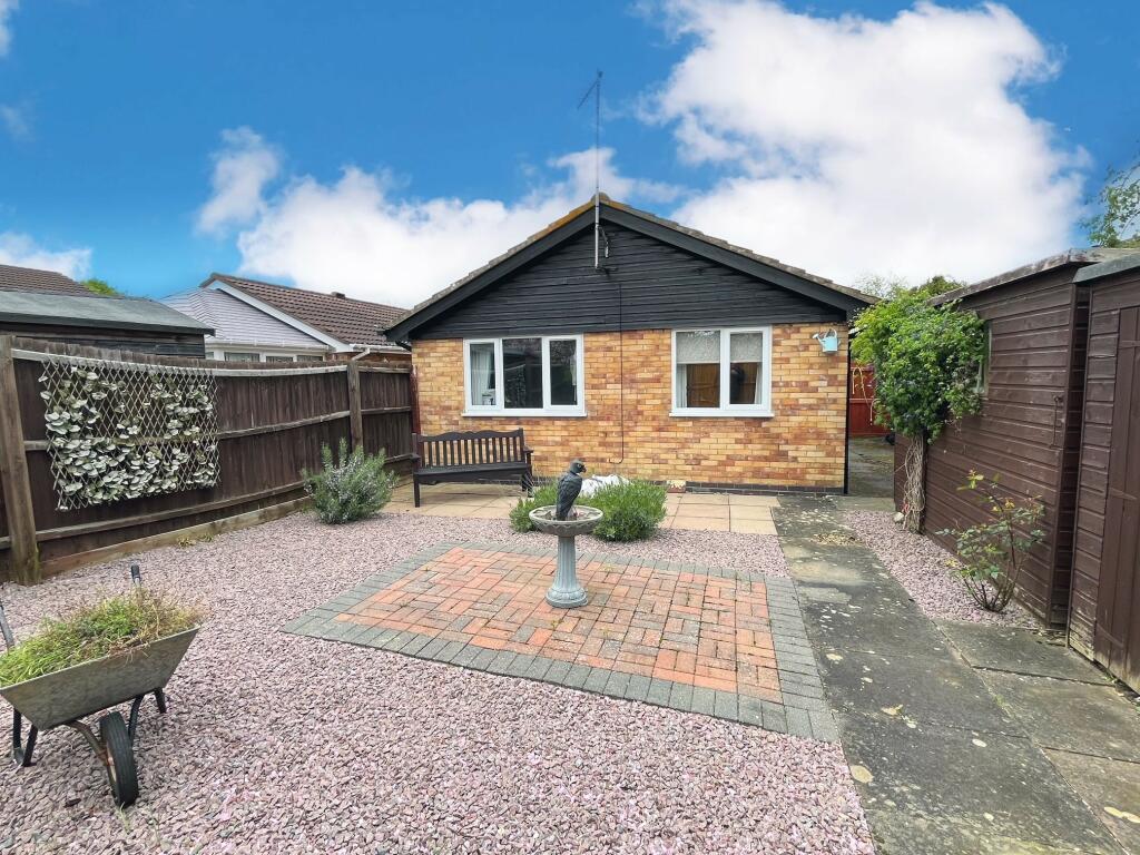 2 bed Detached Bungalow
