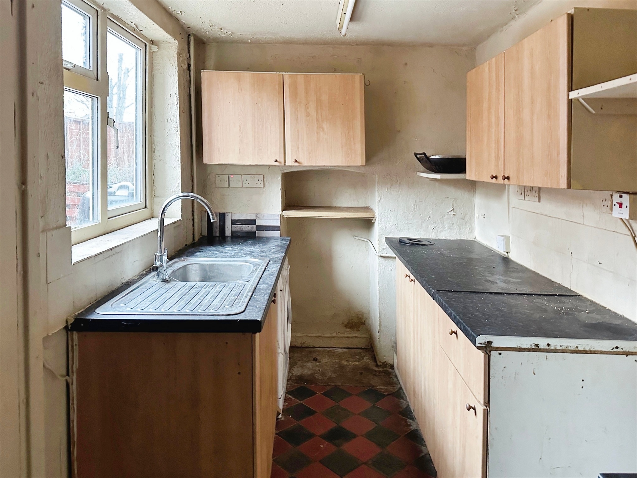 2 bed Semi-Detached