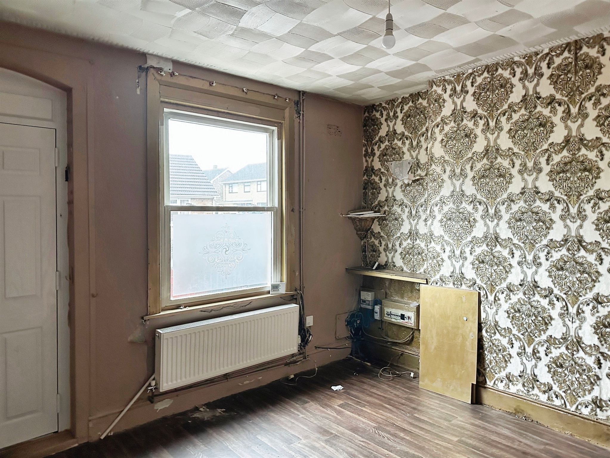 2 bed Semi-Detached