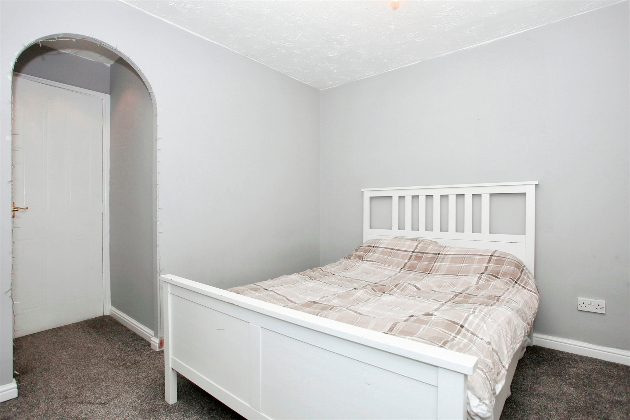 4 bed Detached