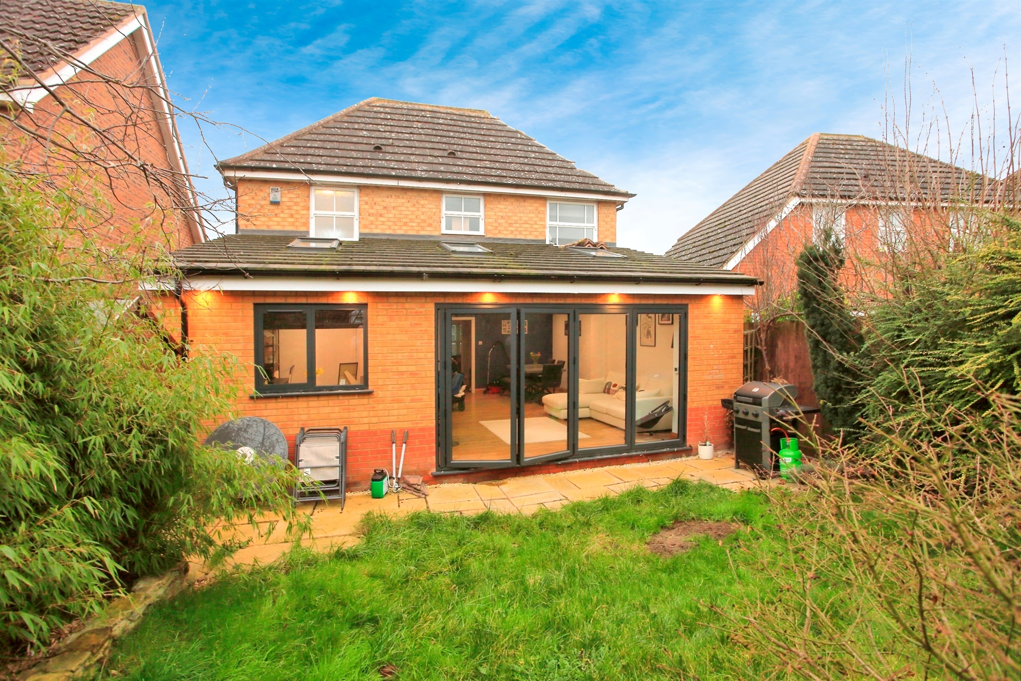 4 bed Detached