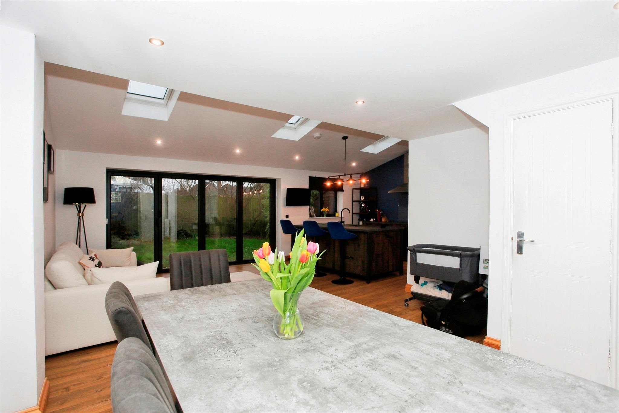 4 bed Detached