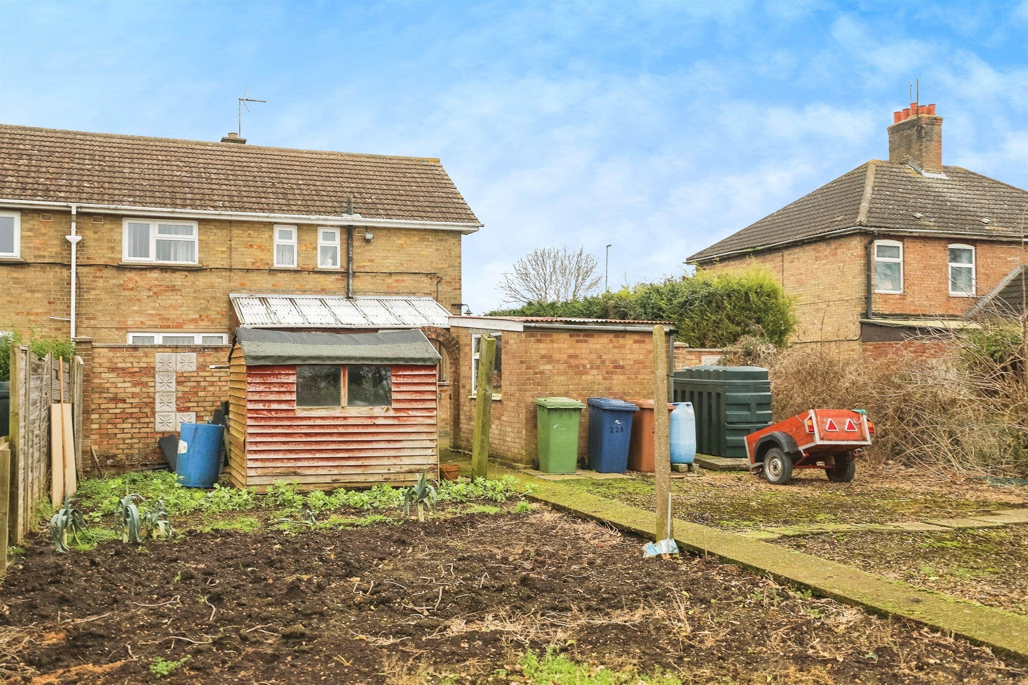 3 bed Semi-Detached