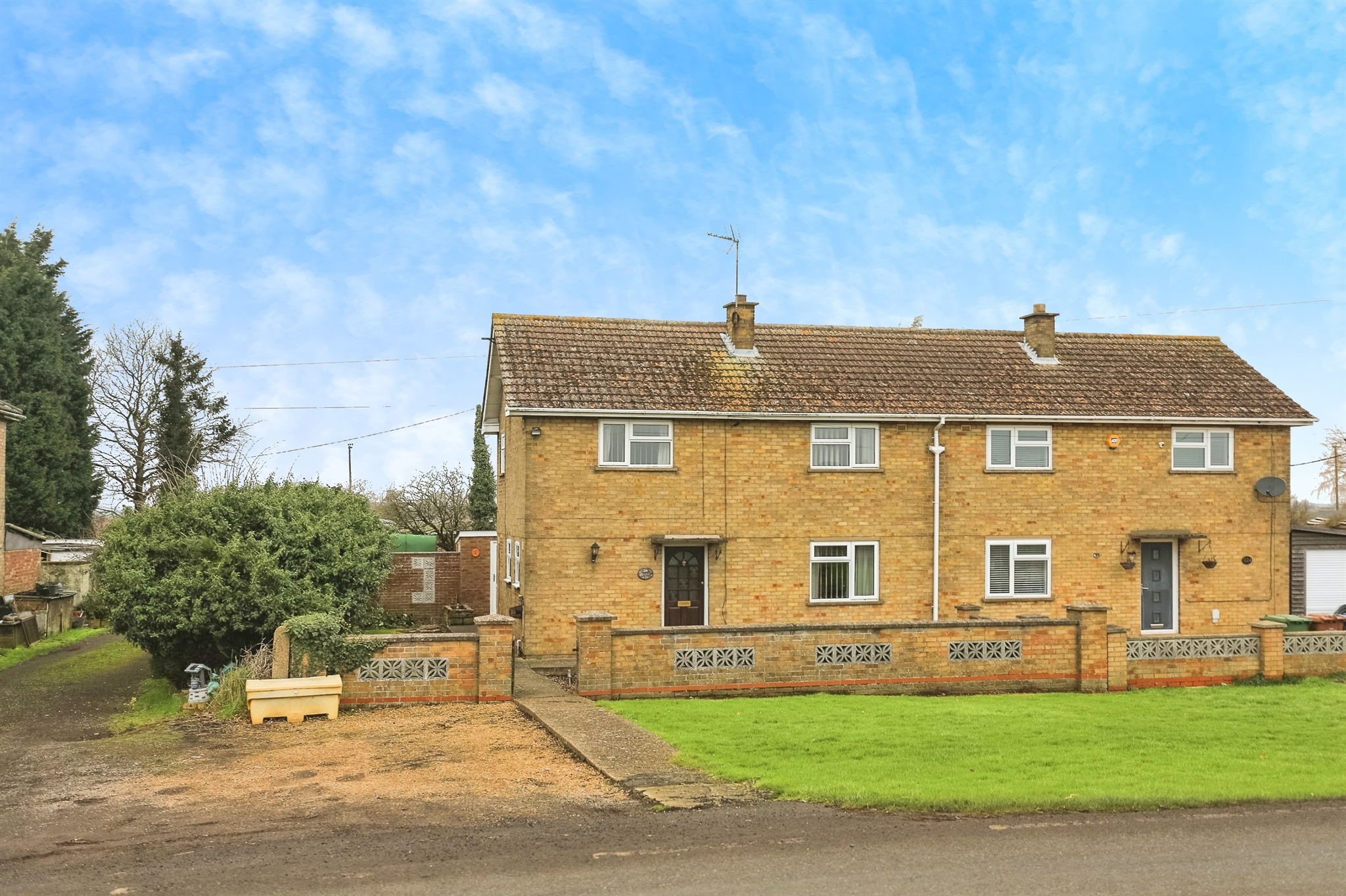 3 bed Semi-Detached