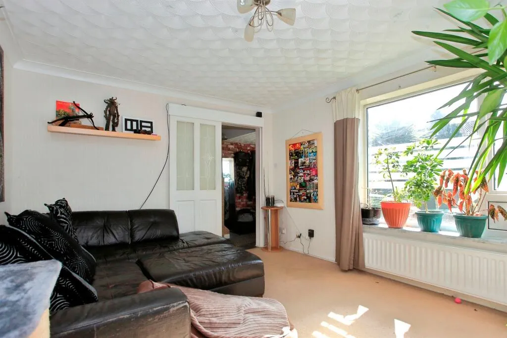 3 bed Terraced